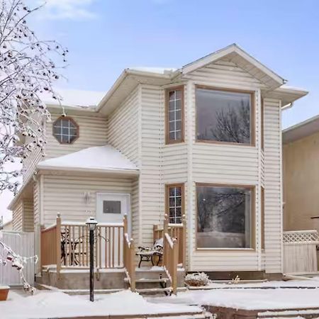 Home Away From Home!! Calgary Extérieur photo